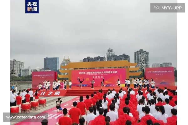 火炬传递盛况全程直播 点燃激情感受奥运荣耀 火炬传递盛况全程直播 点燃激情感受奥运荣耀